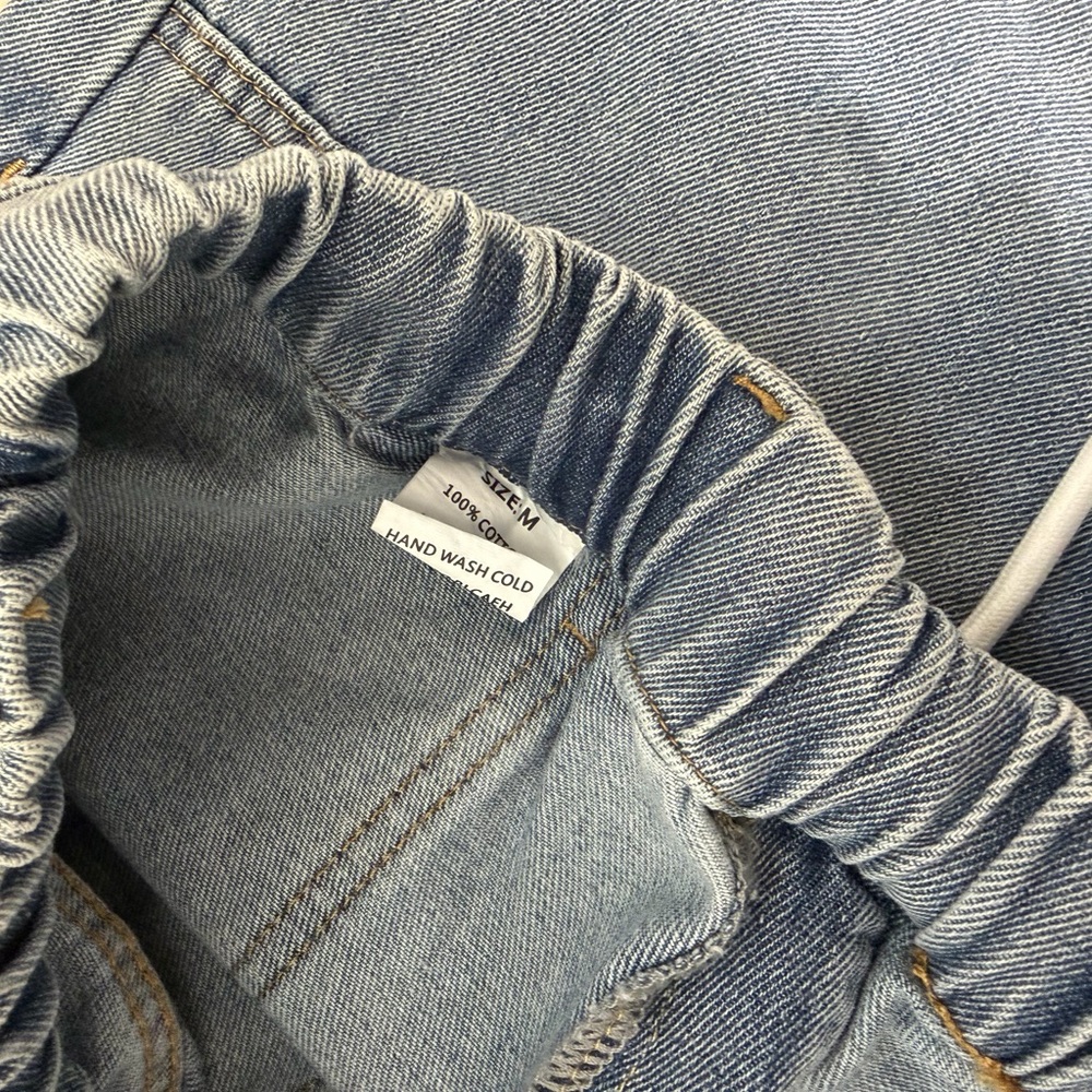Relaxed Jeans with Drawstring - Picture 3 of 3